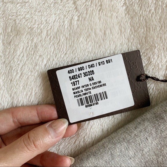 NWT Authentic Gucci Woven Unisex Cashmere Long Scarf Ivory Gray Interlock Logo - Picture 4 of 9